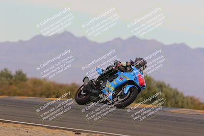 media/Dec-17-2022-SoCal Trackdays (Sat) [[224abd9271]]/Turn 9 Side (245pm)/